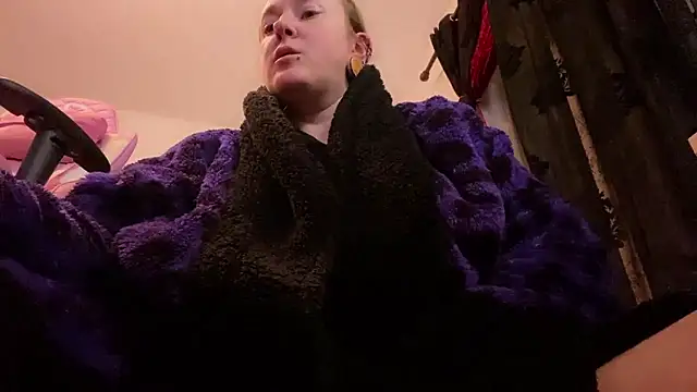 Snapshot of kisicaxx chatting on 01-09-26, 10:00 kisicaxx online show from 01-09-26, 10:00