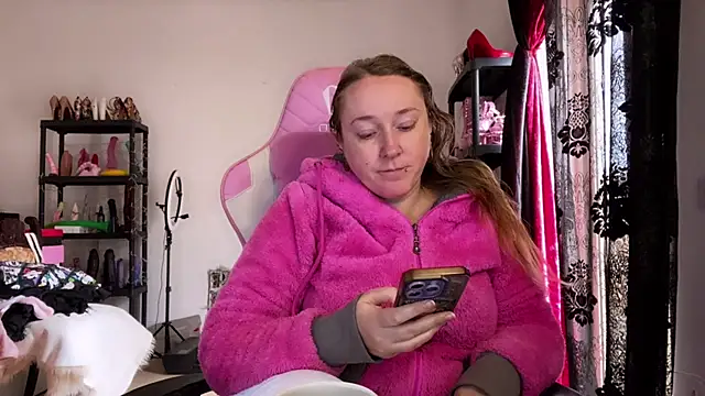 Snapshot of kisicaxx chatting on 01-15-26, 08:30 kisicaxx online show from 01-15-26, 08:30