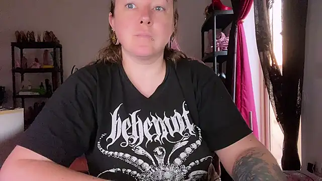 kisicaxx online show from 06-27-26, 04:06