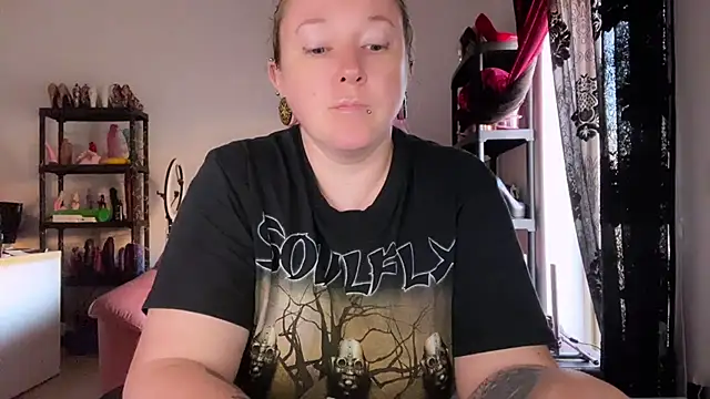 kisicaxx online show from 07-05-26, 05:20