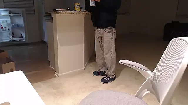 Snapshot of SebastianReiss chatting on 02-13-26, 05:14 SebastianReiss online show from 02-13-26, 05:14