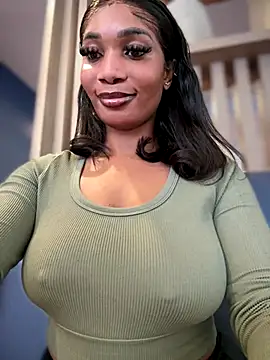 Snapshot of __Nessa__ chatting on 10-26-25, 11:49   Nessa   online show from 10-26-25, 11:49