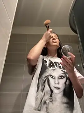 IrisBlues online show from 12-16-25, 05:18