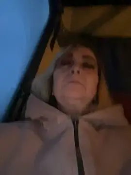 Snapshot of Irina2909@xh chatting on 01-26-25, 03:03 Irina2909xh online show from 01-26-25, 03:03