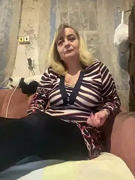 Snapshot of Irina2909@xh chatting on 02-01-25, 04:33 Irina2909xh online show from 02-01-25, 04:33