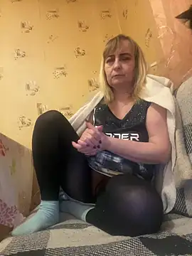 Snapshot of Irina2909@xh chatting on 02-04-25, 09:10 Irina2909xh online show from 02-04-25, 09:10