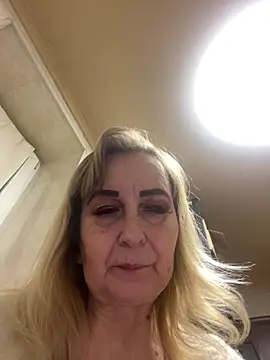 Snapshot of Irina2909@xh chatting on 02-16-25, 08:00 Irina2909xh online show from 02-16-25, 08:00