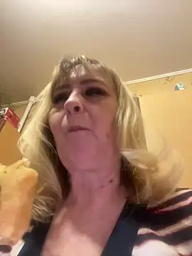 Snapshot of Irina2909@xh chatting on 02-21-25, 05:53 Irina2909xh online show from 02-21-25, 05:53
