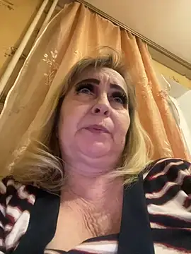 Snapshot of Irina2909@xh chatting on 02-25-25, 05:15 Irina2909xh online show from 02-25-25, 05:15