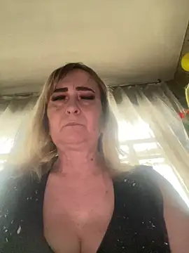 Snapshot of Irina2909@xh chatting on 03-16-25, 12:55 Irina2909xh online show from 03-16-25, 12:55