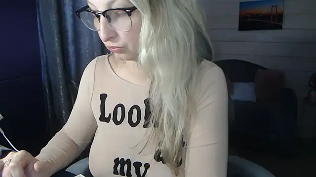 RubiLakros online show from 03-20-26, 11:04