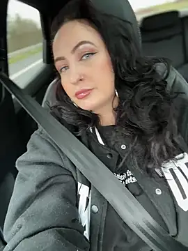 itsCassie online show from 01-26-25, 02:19