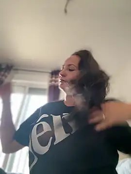 itsCassie online show from 10-09-25, 03:54