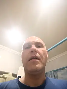 Sam Colt online show from 04-17-26, 05:32