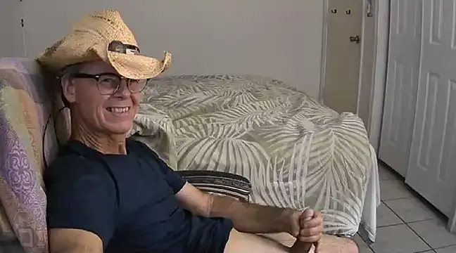 nakeedcowboi65 online show from 02-05-25, 06:37