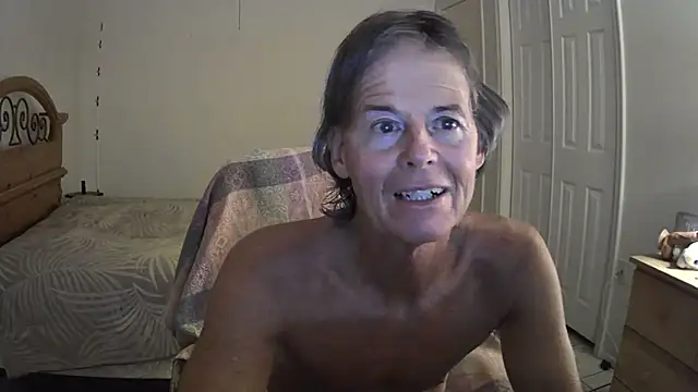 nakeedcowboi65 online show from 07-04-26, 10:21