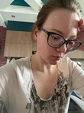 AngelaWhiti online show from 06-04-26, 01:39