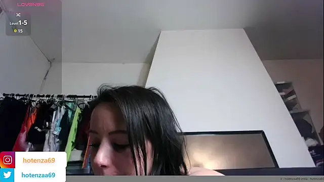 Hotenza69 online show from 03-03-25, 09:37