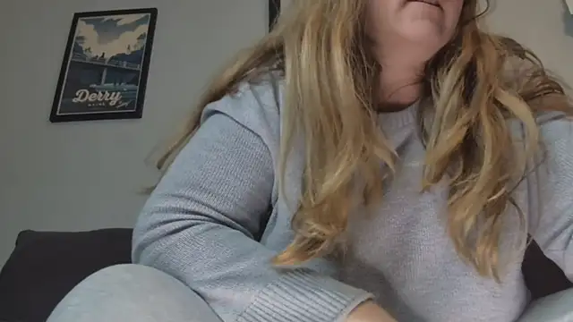 MissMera online show from 12-12-24, 07:52