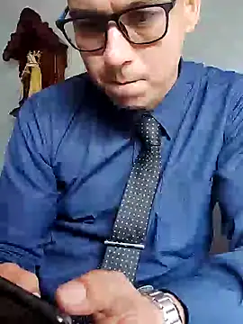 Business dickkk online show from 12-30-24, 02:40