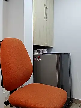 Business dickkk online show from 03-04-25, 09:22