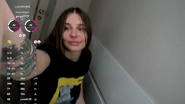 JuliaBusty online show from 02-05-25, 03:42