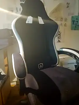 verylargecock online show from 02-16-26, 05:36