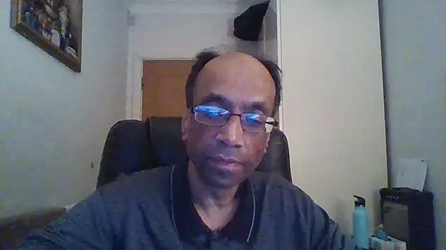 Snapshot of rauncher1 chatting on 01-12-26, 11:10 rauncher1 online show from 01-12-26, 11:10