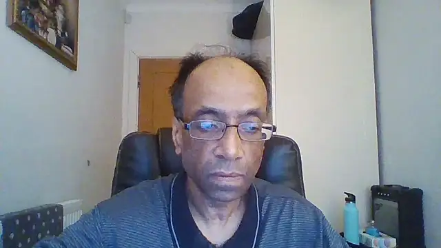 Snapshot of rauncher1 chatting on 01-16-26, 09:57 rauncher1 online show from 01-16-26, 09:57