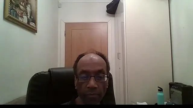 Snapshot of rauncher1 chatting on 01-18-26, 11:52 rauncher1 online show from 01-18-26, 11:52