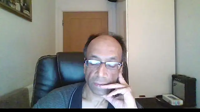 Snapshot of rauncher1 chatting on 02-03-26, 09:58 rauncher1 online show from 02-03-26, 09:58