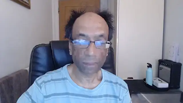 Snapshot of rauncher1 chatting on 03-31-26, 09:10 rauncher1 online show from 03-31-26, 09:10