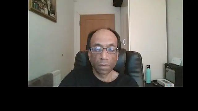 Snapshot of rauncher1 chatting on 04-13-26, 10:43 rauncher1 online show from 04-13-26, 10:43