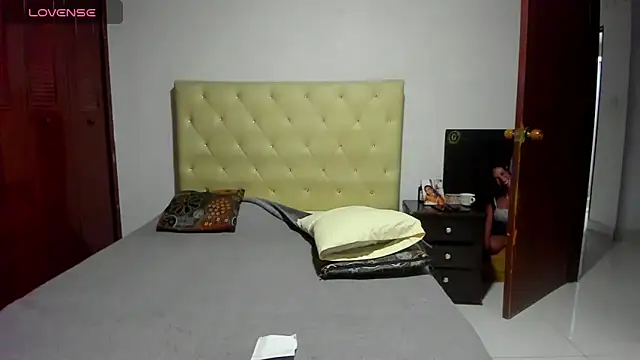 Snapshot of LUISSA_ chatting on 07-02-26, 11:16 LUISSA online show from 07-02-26, 11:16