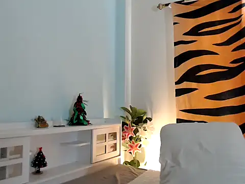 Snapshot of nareethai chatting on 12-23-25, 04:54 nareethai online show from 12-23-25, 04:54