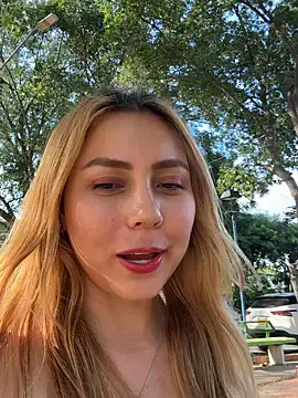 Brittanyrosexx online show from 10-28-25, 08:33