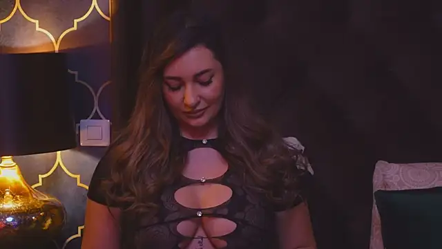 YaaraCollins online show from 12-28-24, 08:47