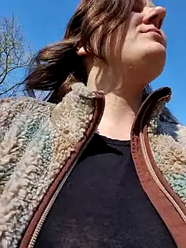 Snapshot of Cutegirlforyou chatting on 03-19-25, 02:02 Cutegirlforyou online show from 03-19-25, 02:02