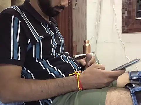 Snapshot of brownie_cake_cb chatting on 11-12-25, 01:55 brownie cake cb online show from 11-12-25, 01:55