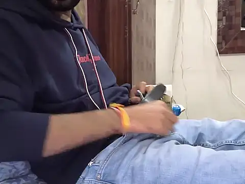 Snapshot of brownie_cake_cb chatting on 12-05-25, 01:42 brownie cake cb online show from 12-05-25, 01:42