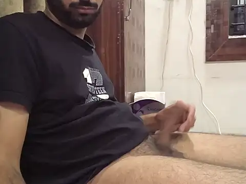 Snapshot of brownie_cake_cb chatting on 01-08-26, 04:20 brownie cake cb online show from 01-08-26, 04:20