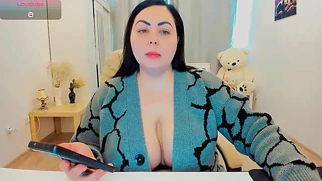 Nina Hopper online show from 03-30-26, 01:34