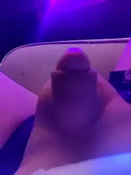 Snapshot of hardcap chatting on 02-17-26, 12:51 hardcap online show from 02-17-26, 12:51