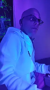 Snapshot of hardcap chatting on 02-25-26, 03:49 hardcap online show from 02-25-26, 03:49