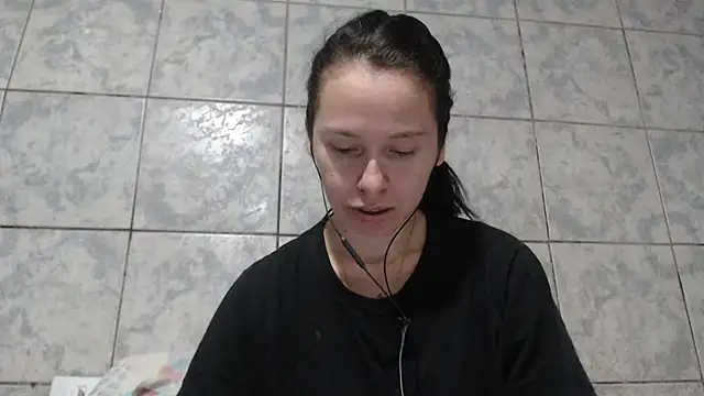 Venusluxodomme online show from 10-04-25, 07:28