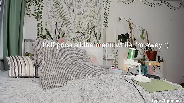 Snapshot of sierra_diamond chatting on 02-23-25, 05:07 sierra diamond online show from 02-23-25, 05:07