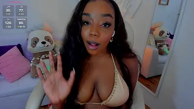 Snapshot of zobe_love chatting on 02-26-25, 08:33 zobe love online show from 02-26-25, 08:33