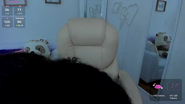Snapshot of zobe_love chatting on 03-12-25, 04:56 zobe love online show from 03-12-25, 04:56