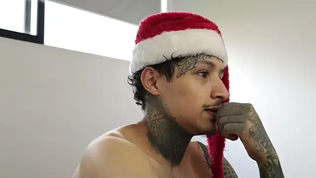 trieone online show from 12-24-24, 09:55