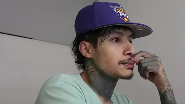 trieone online show from 02-26-25, 03:53